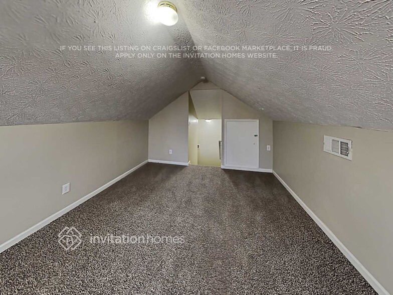 Building Photo - 170 Irwin Dr