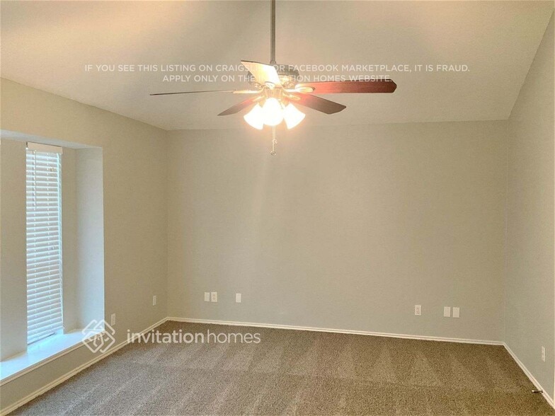 Building Photo - 406 Faircrest Dr