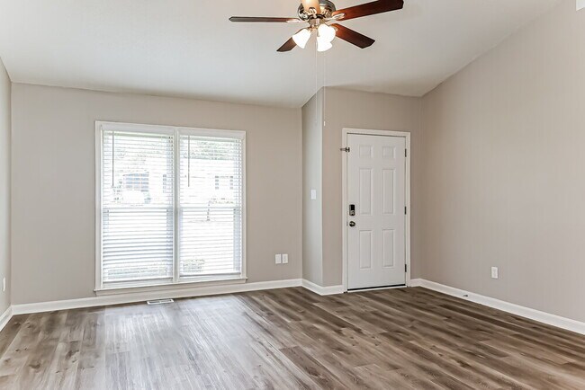 Building Photo - 2332 Quartz Ct