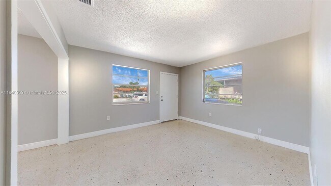 Building Photo - 3170 SW 25th Ter