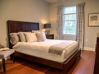 Building Photo - 92 N Main St