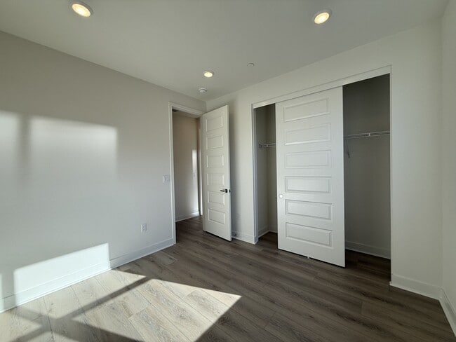 Building Photo - 3518 Indigo Privado