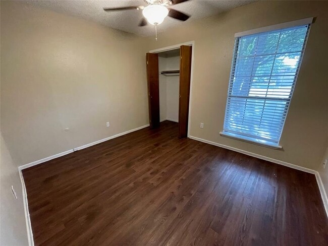 Building Photo - 6209 Emerald Forest Dr