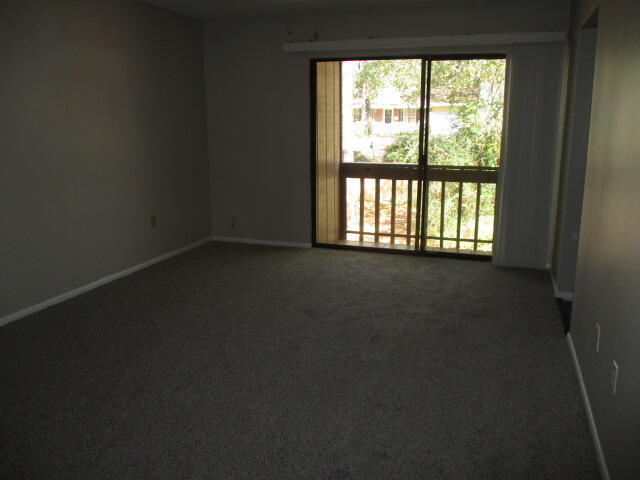 Building Photo - 5 Hidden Cove Cir