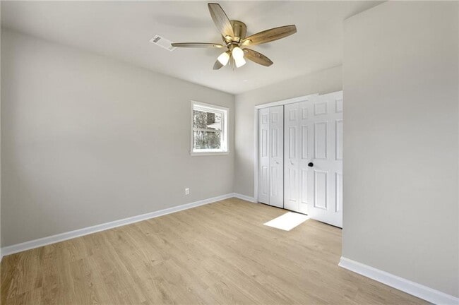 Building Photo - 1963 Shepherd Cir SW