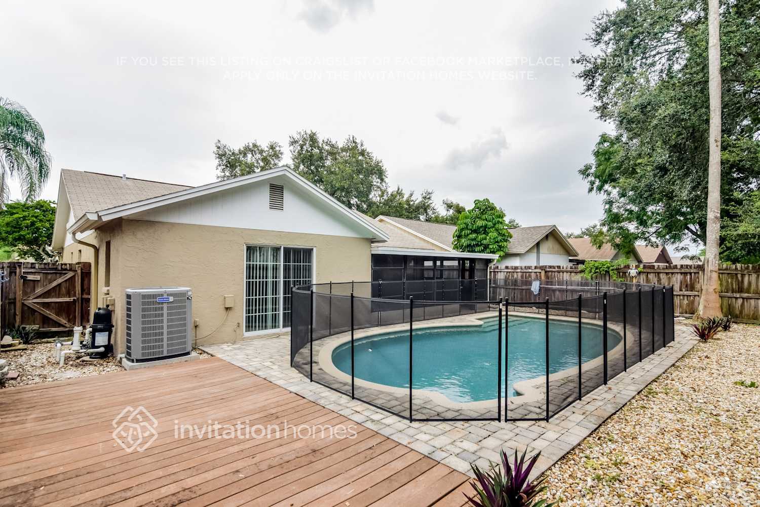 Building Photo - 11001 Kenbrook Dr