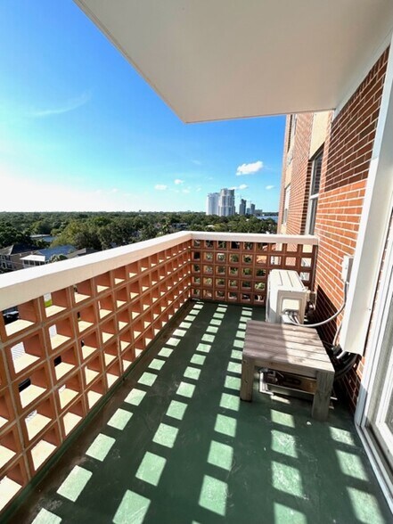 Building Photo - 4015 Bayshore Blvd