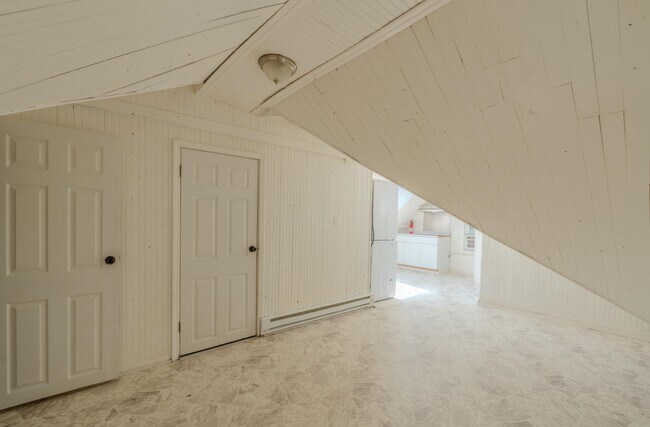 Building Photo - 3107 S 12th St