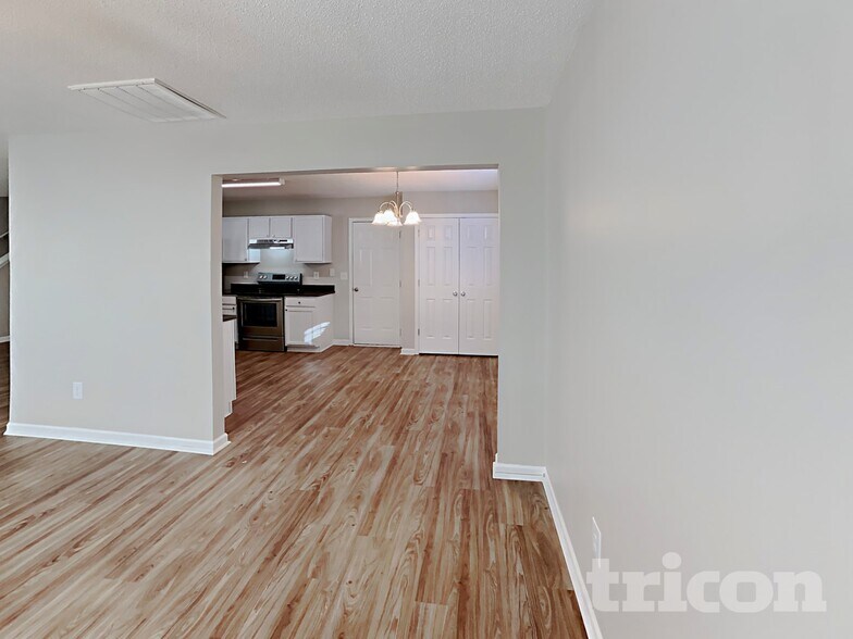 Building Photo - 3400 Futura Ln