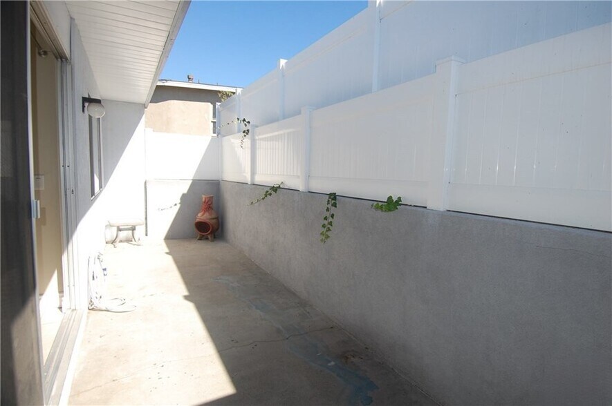 Building Photo - 316 Cazador Ln