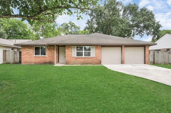 Building Photo - 9615 Meadowvale Dr