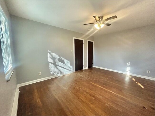 Building Photo - 3310 Stanhope Ave