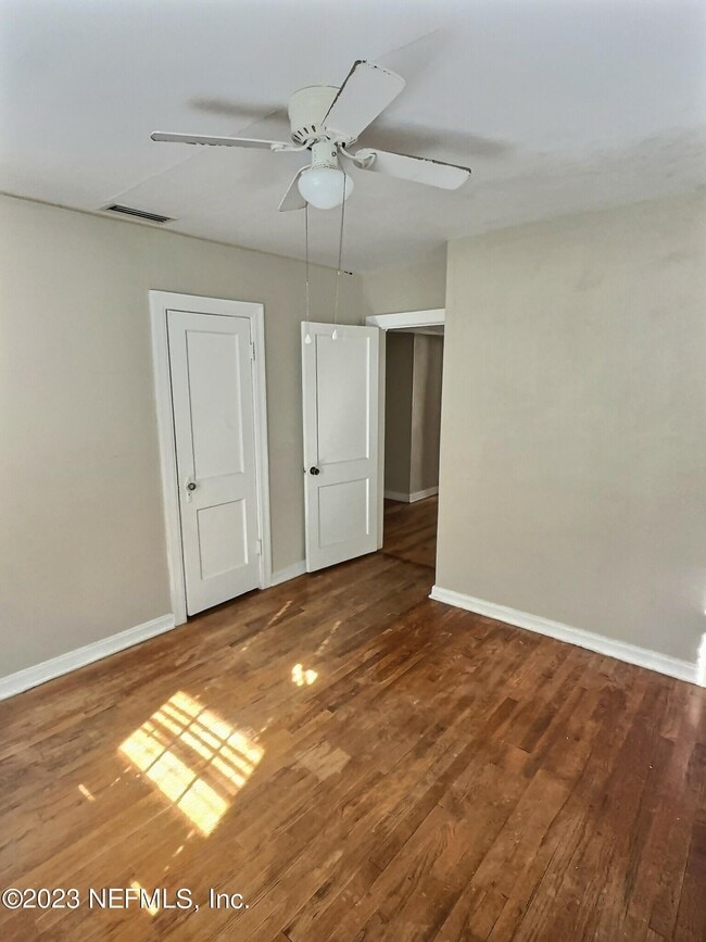 Building Photo - 4614 Birkenhead Rd
