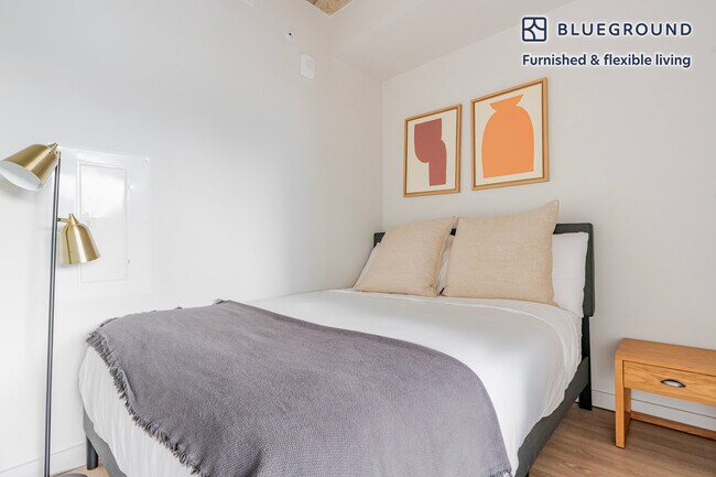 Building Photo - 3030 Potomac Ave