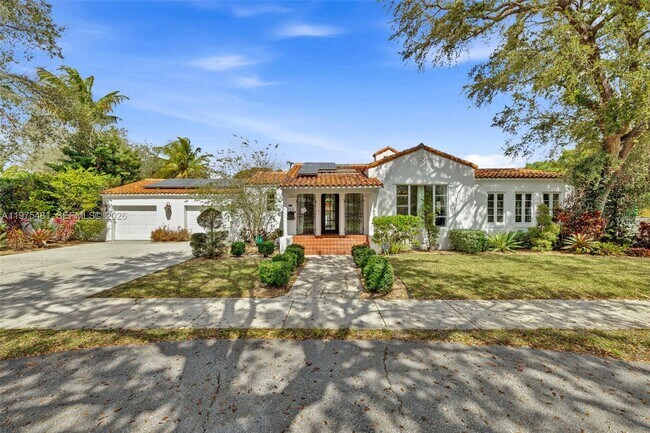 Building Photo - 113 NE 101st St