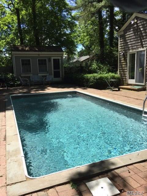Building Photo - 725 Shipyard Ln