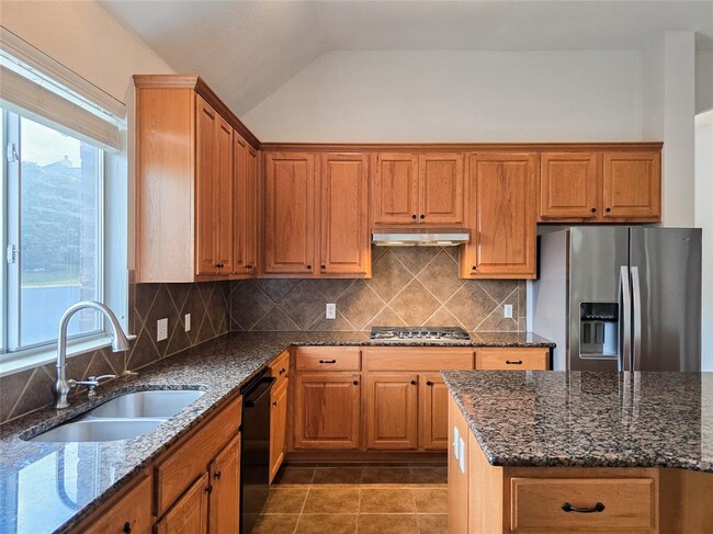 Building Photo - 9901 Bundoran Dr