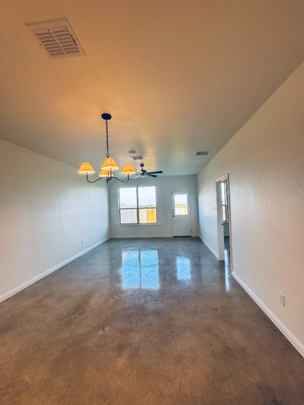 Building Photo - 2937 Quail Rdg Ln