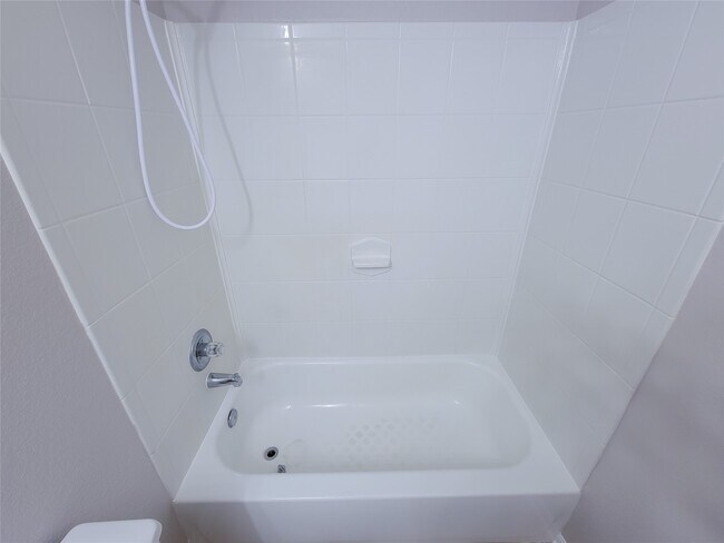 Building Photo - 20759 Cypress Crescent Ln