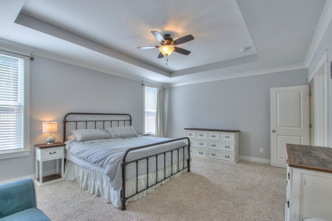 Building Photo - 1113 Camden Cir