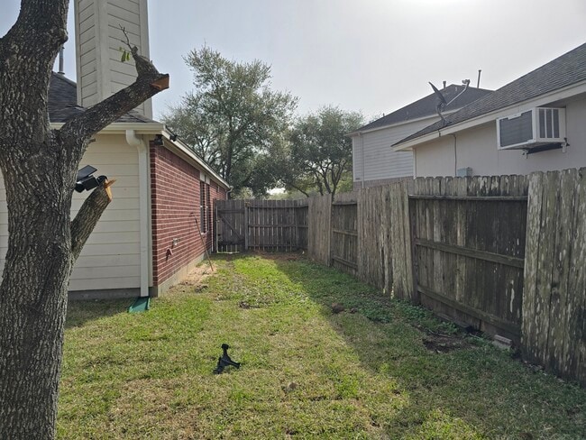 Building Photo - 2910 Plum Lake Dr