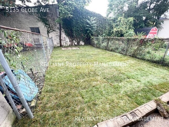 Building Photo - 5135 Globe Ave