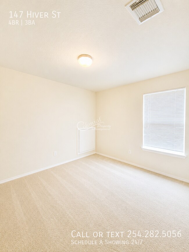 Building Photo - 147 Hiver St