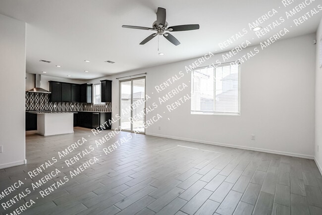 Building Photo - 5509 N 108th Ave