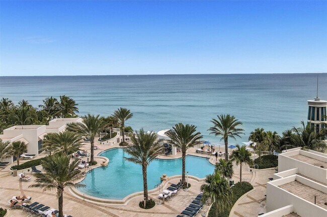 Building Photo - 3101 S Ocean Dr
