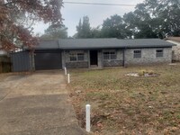 Building Photo - 21 11th St