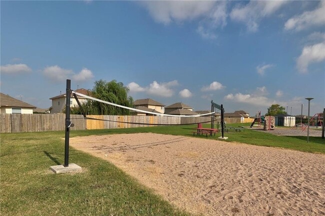 Building Photo - 317 McCoy Ln