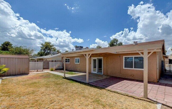 Building Photo - 3834 Cirrus Ave