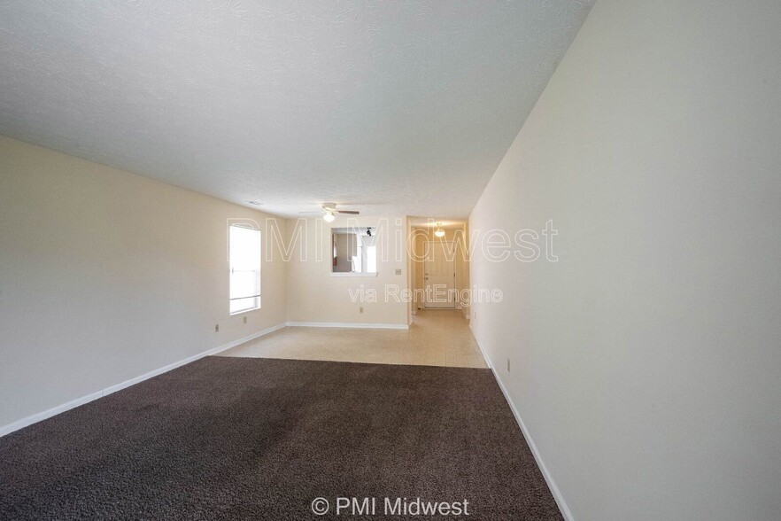 Building Photo - 5834 Long Ridge Pl