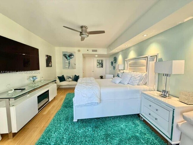 Building Photo - 1830 S Ocean Dr