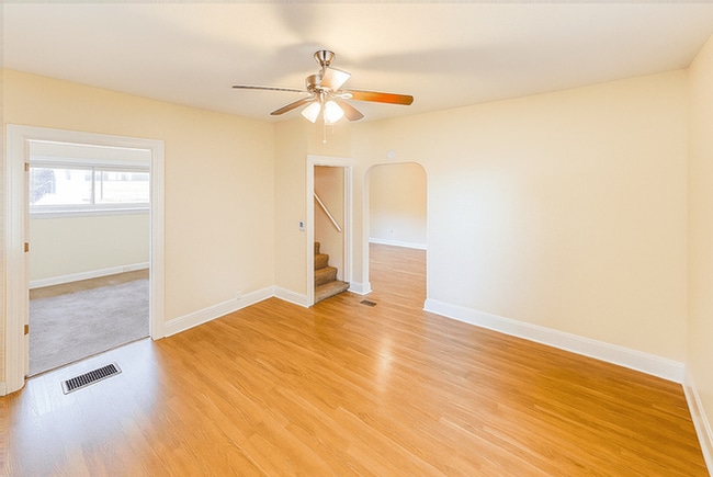 Building Photo - 1324 E Ganson St