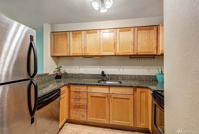 Building Photo - 15819 Leary Wy