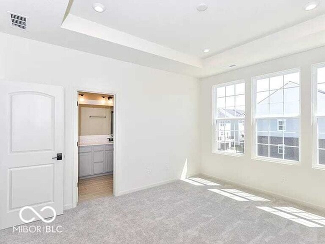 Building Photo - 1740 Blenker Dr