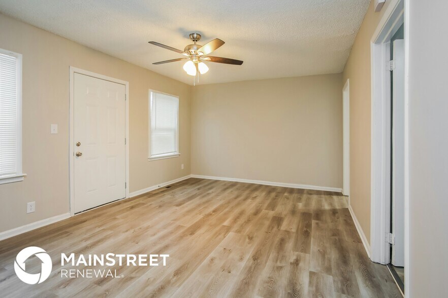 Building Photo - 4225 N Jackson Ave