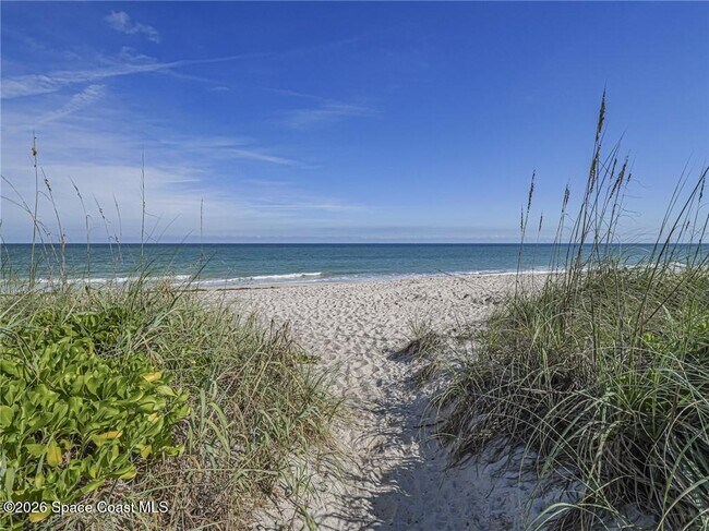 Building Photo - 1821 Mooringline Dr