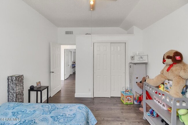 Building Photo - 7125 Golden Hawk Dr