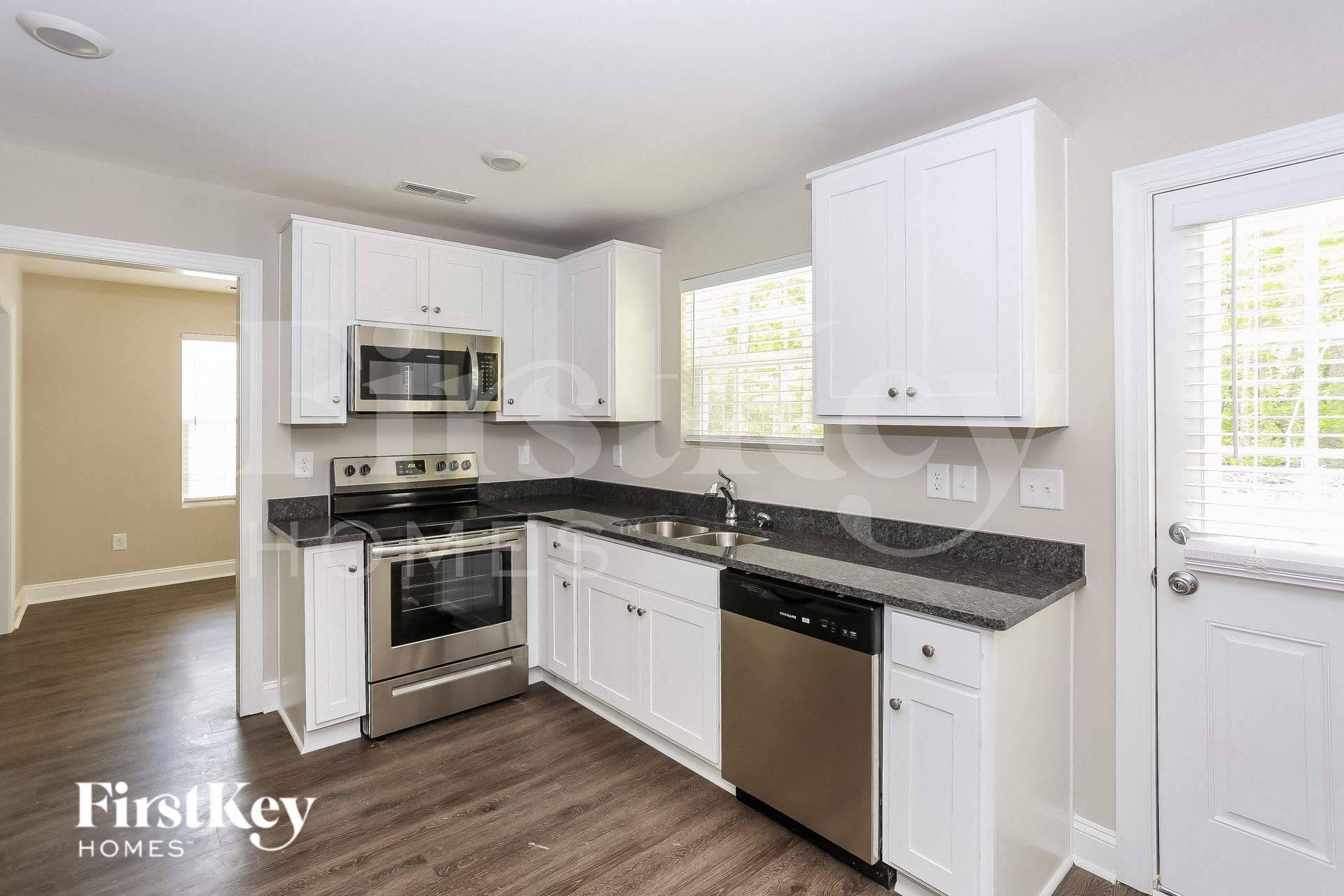 Building Photo - 2031 Samantha Dr