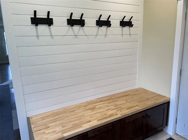 Building Photo - 3817 Gully Rd