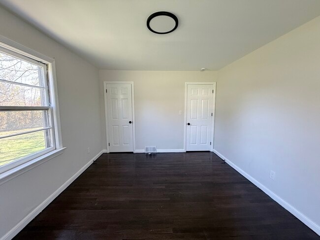 Building Photo - 26 Orchard Ave