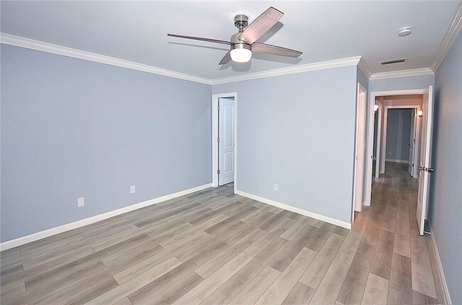 Building Photo - 50 Woodland Dr