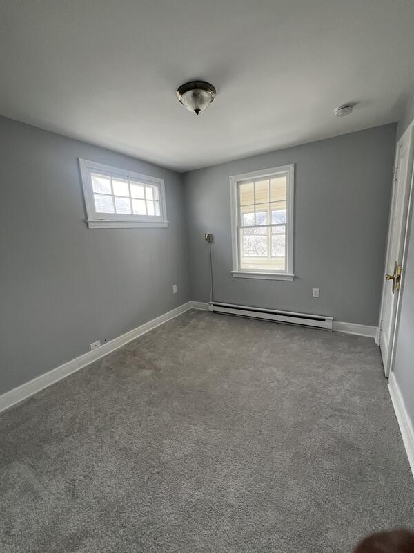 Building Photo - 232 2nd St