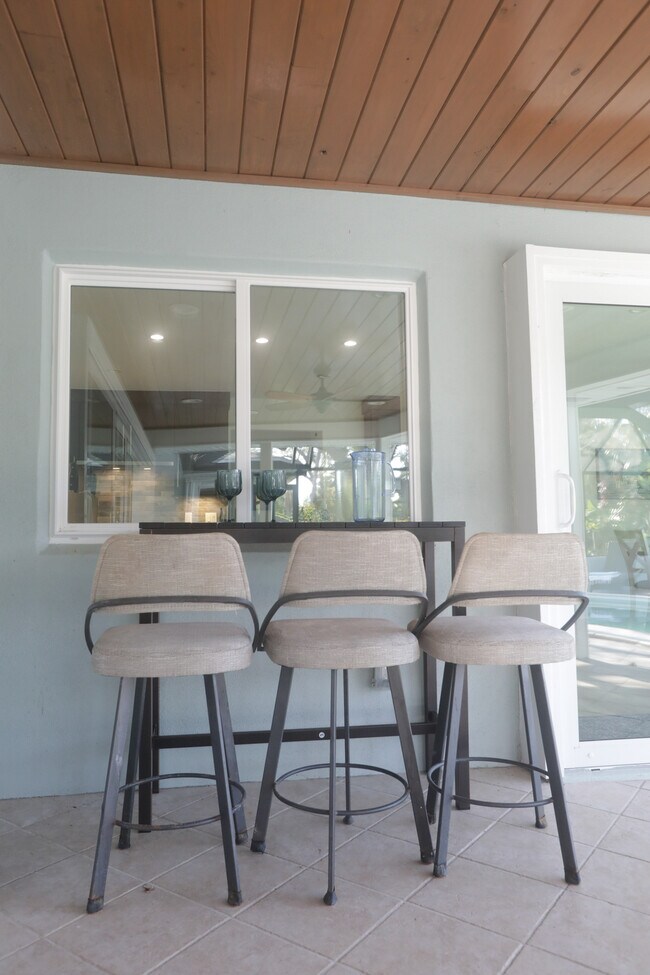 Building Photo - 8560 Heron Lagoon Cir