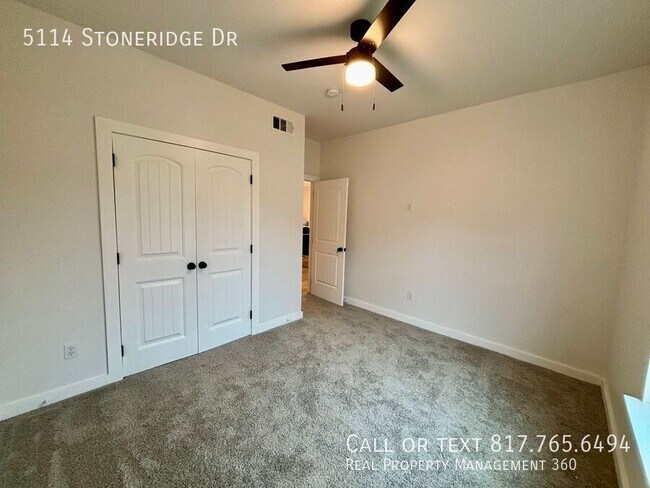 Building Photo - 5114 Stoneridge Dr
