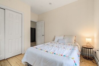 Building Photo - 3417 Washington St