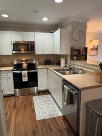 Building Photo - 15-1527 Kisling