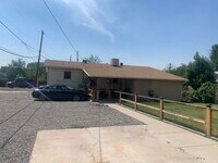Building Photo - 1522 Hall Ave